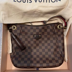 AUTHENTIC LOUIS VUITTON South Bank Besace Damier Ebene Crossbody Bag